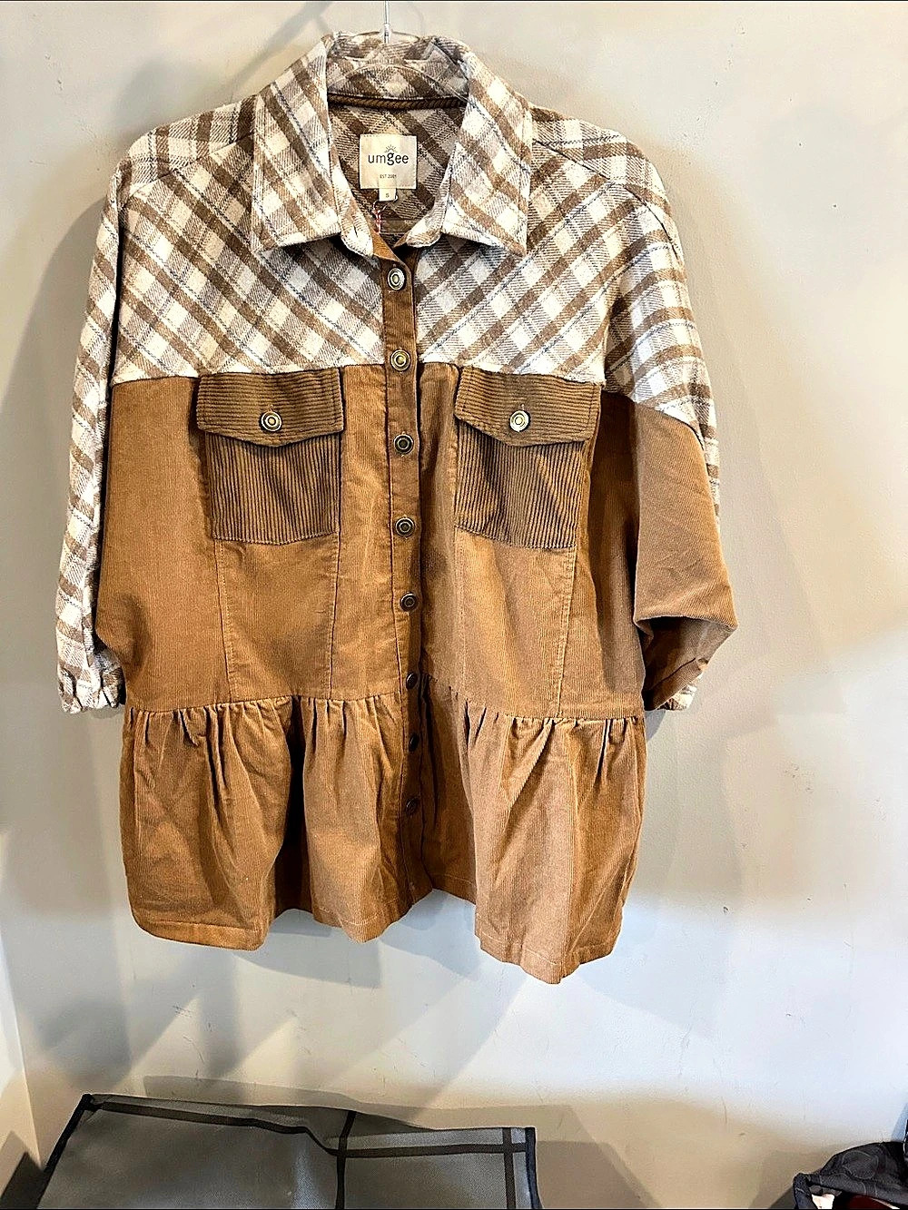 umGee Corduroy Top With Plaid Contrast shirtBrown & Cream Small